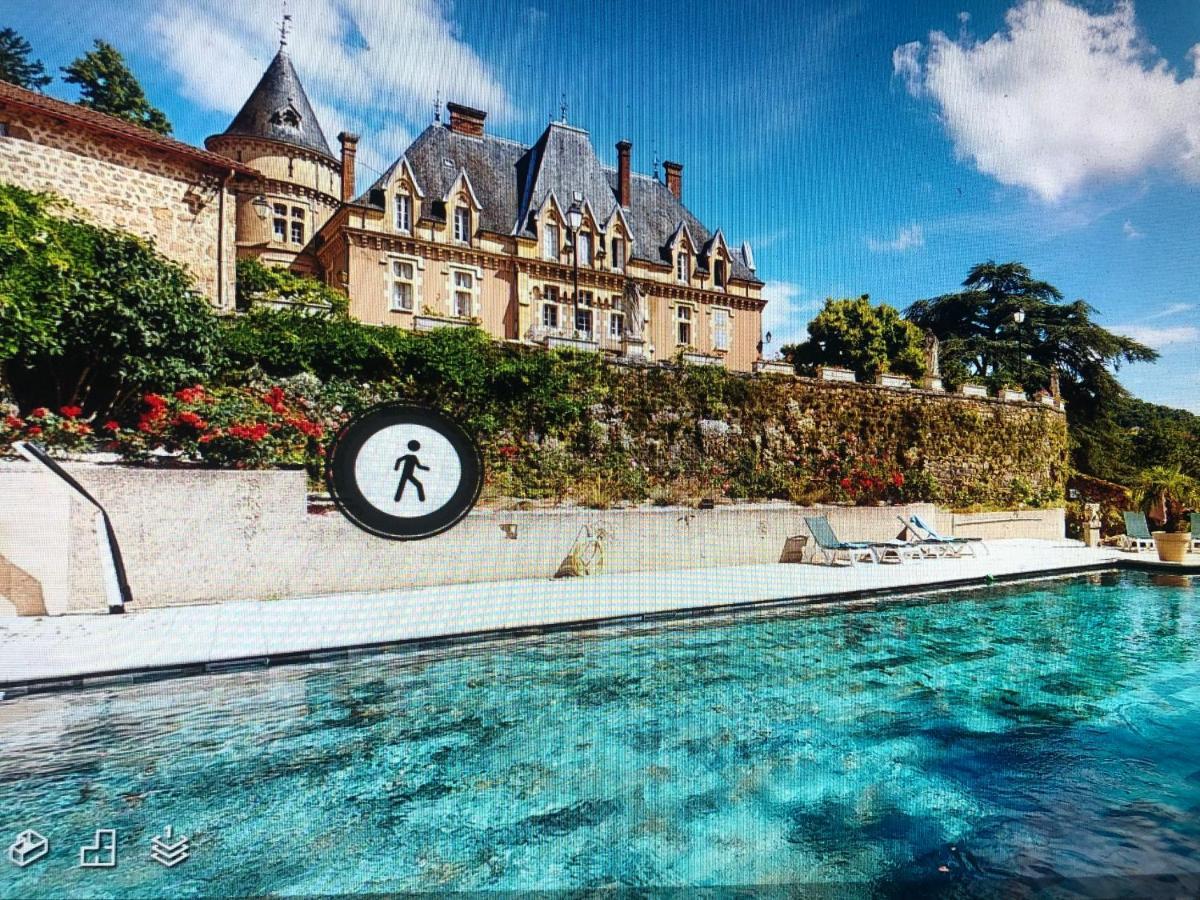 Chateau D'Urbilhac ลามาสต์ ภายนอก รูปภาพ