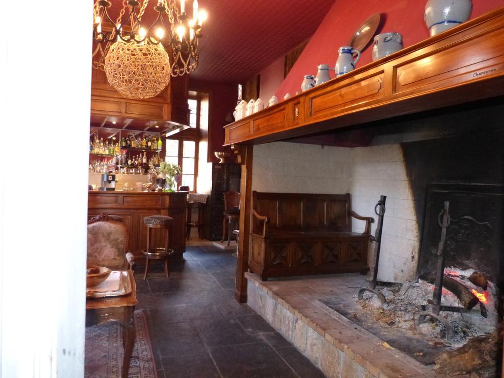 Chateau D'Urbilhac ลามาสต์ ภายนอก รูปภาพ
